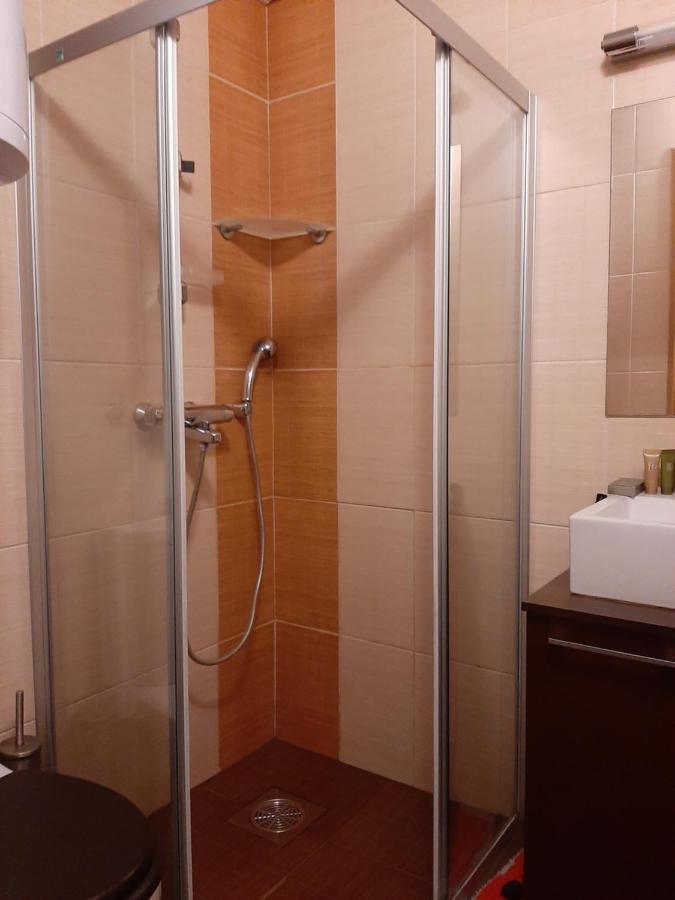 Apartement Nikolai Pärnu Buitenkant foto