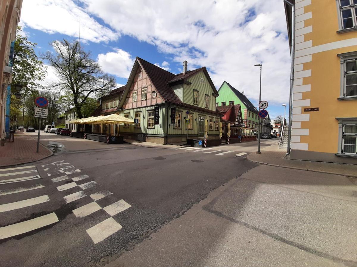 Apartement Nikolai Pärnu Buitenkant foto